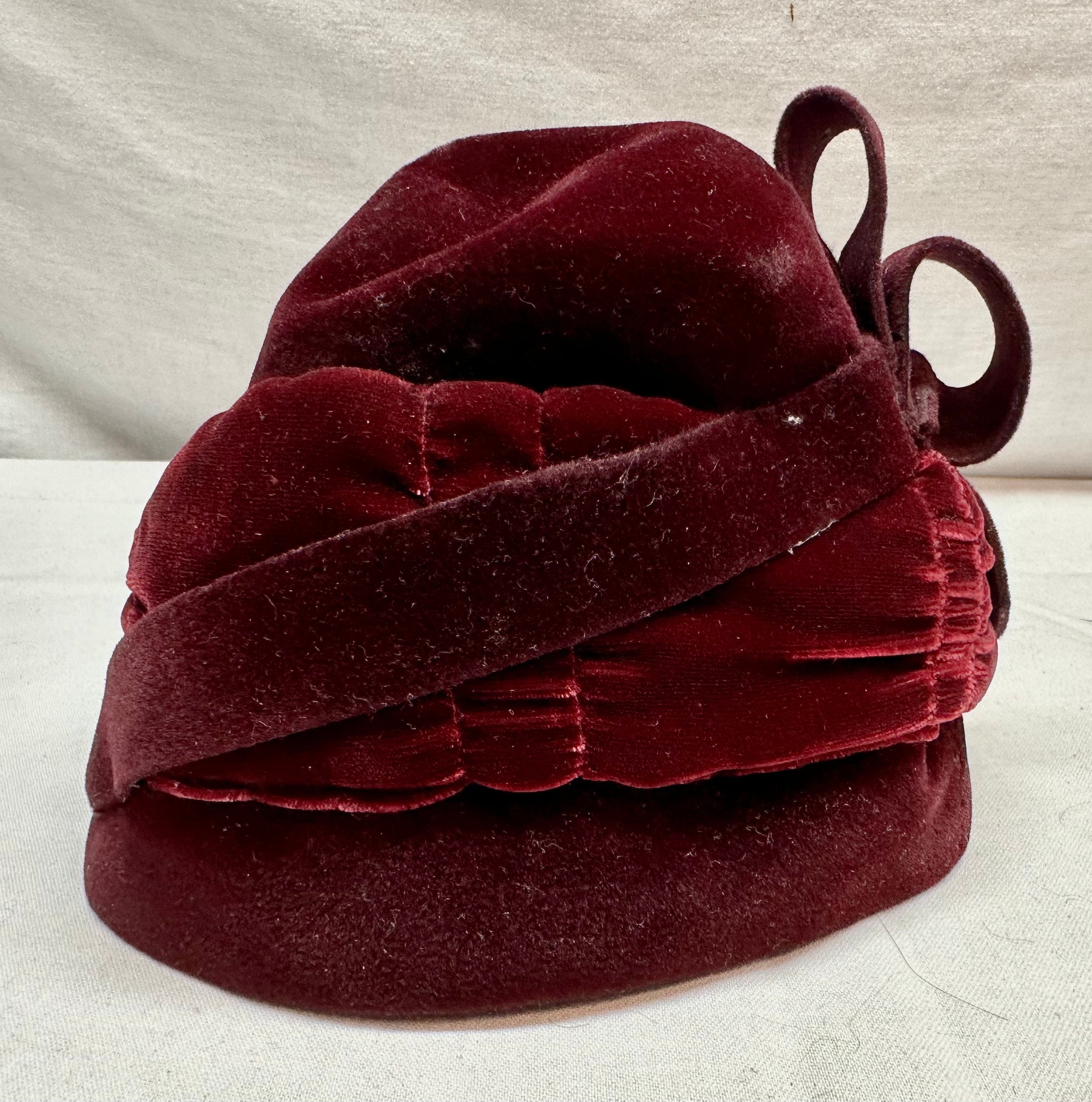 Vintage Ladies Burgundy/Red Velvet Hat with Hat Box