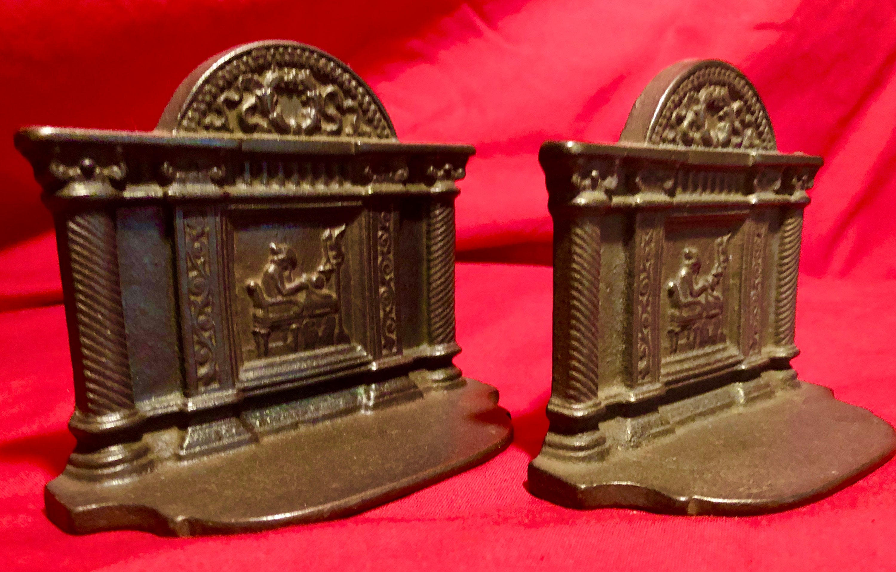 iron bookends iron bookends