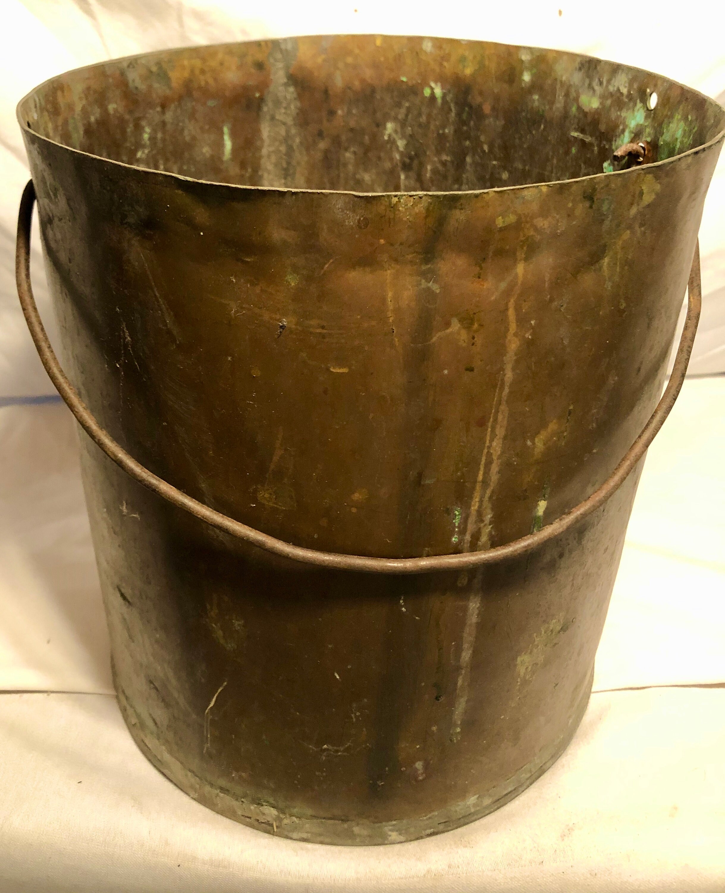 Vintage Round Copper Bucket with Handle