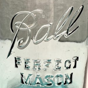 Vintage Ball Perfect Mason Aqua Blue Glass Canning/Preserve Jar with Zinc Milk Glass Lid,Circa 1923-1933