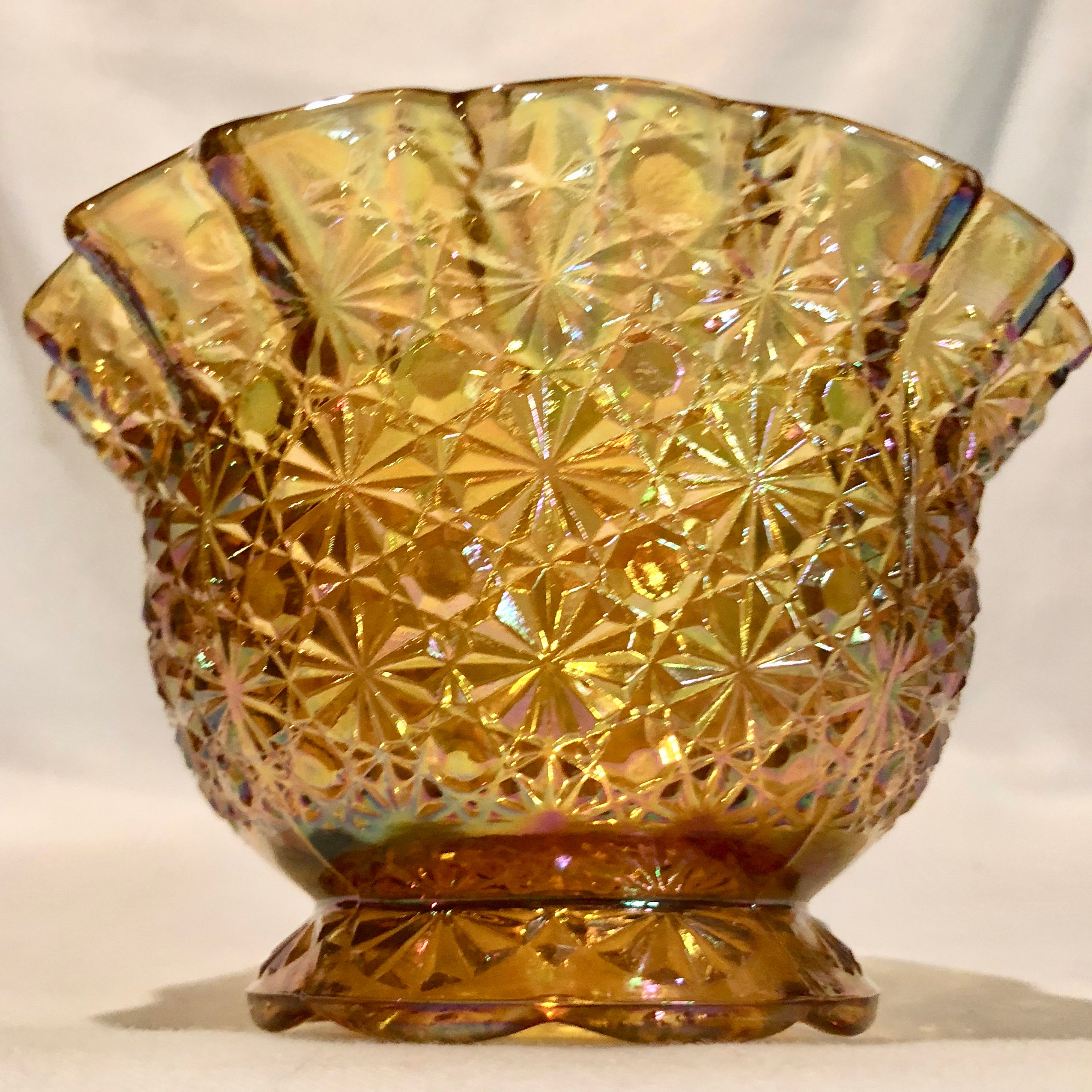 Iridescent Amber/Gold Carnival Glass Starburst Fluted Edge Bowl