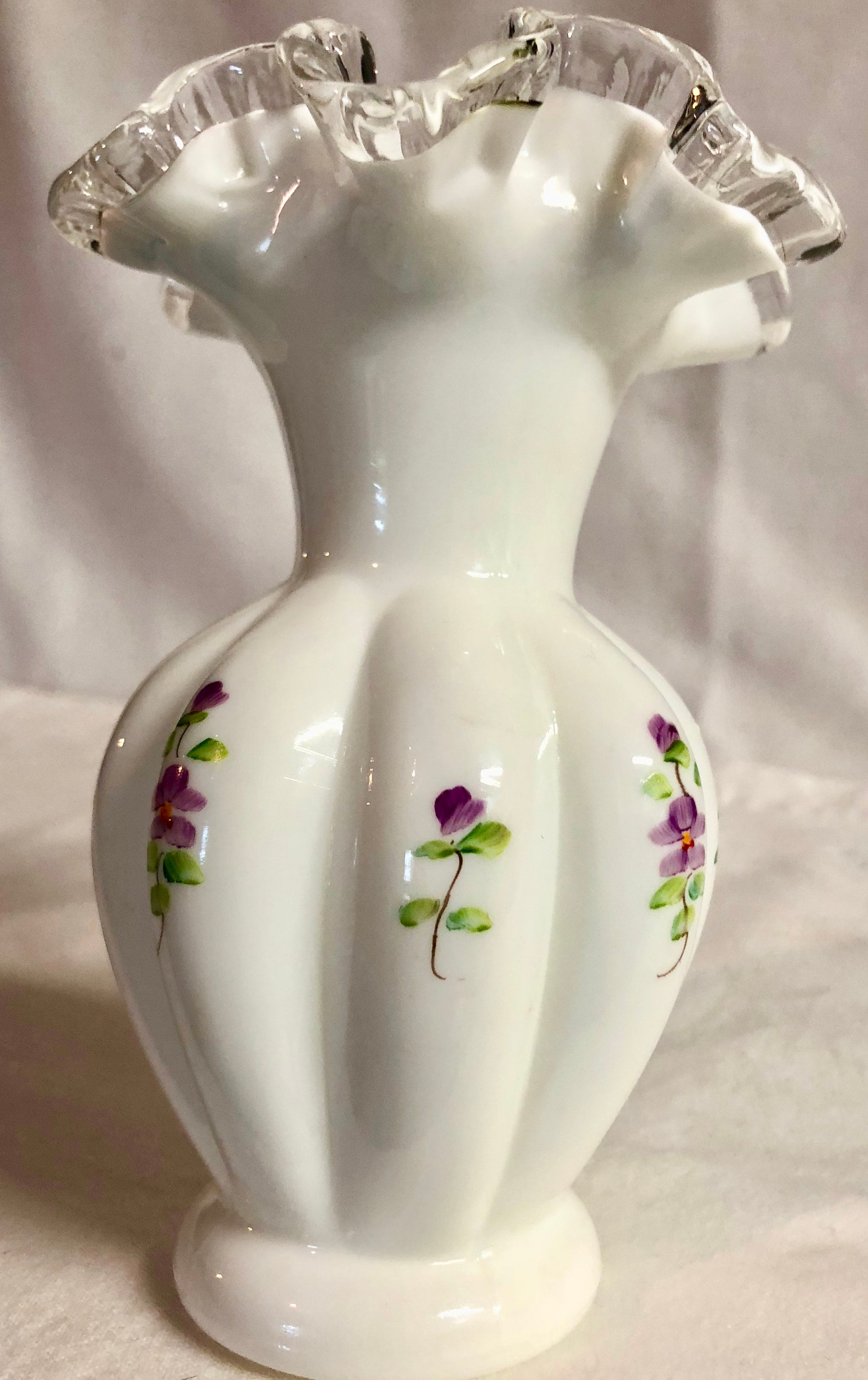 Fenton White Vintage Ruffled Edge Hand Painted Delicate Purple/Lavender