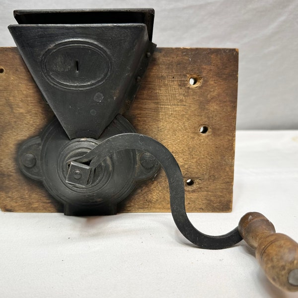 Vintage Rustic Cast Iron Wall Mounted Coffee Grinder/Mill