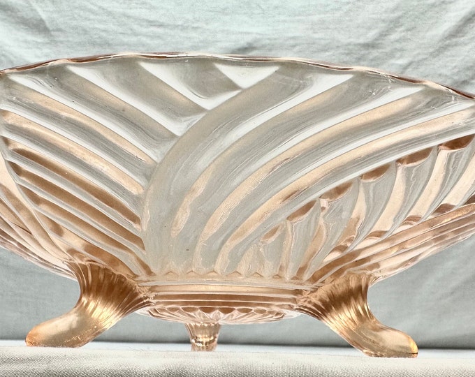Vintage Blush Pink Depression Glass Three Footed Bowl/Centerpiece, Anchor Hocking Glass Co,Circa 1930’s