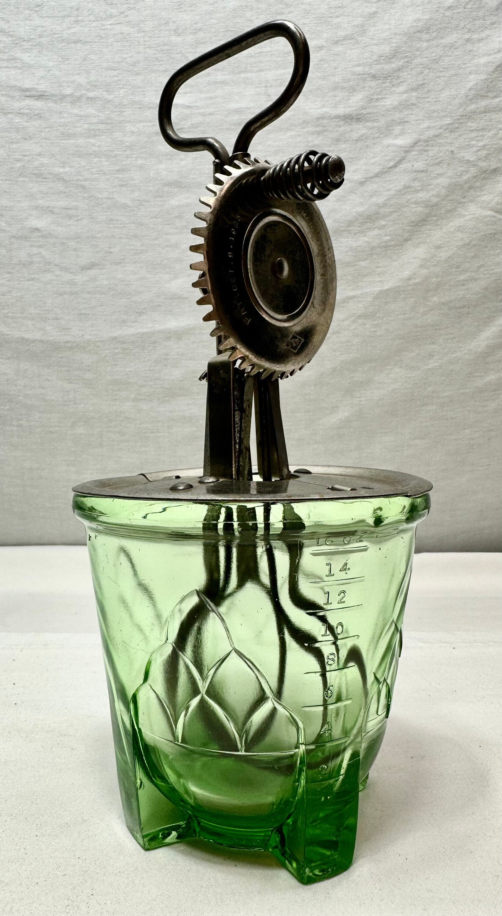 Vintage Green Art Deco Depression Glass 2 Cup A&J Eckoline Aluminum Hand Mixer/Egg Beater