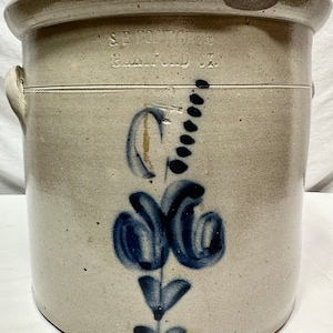 Antique SB Bosworth,Hartford,Ct 4 Gallon Stoneware Crock with Blue Cobalt Flower Design
