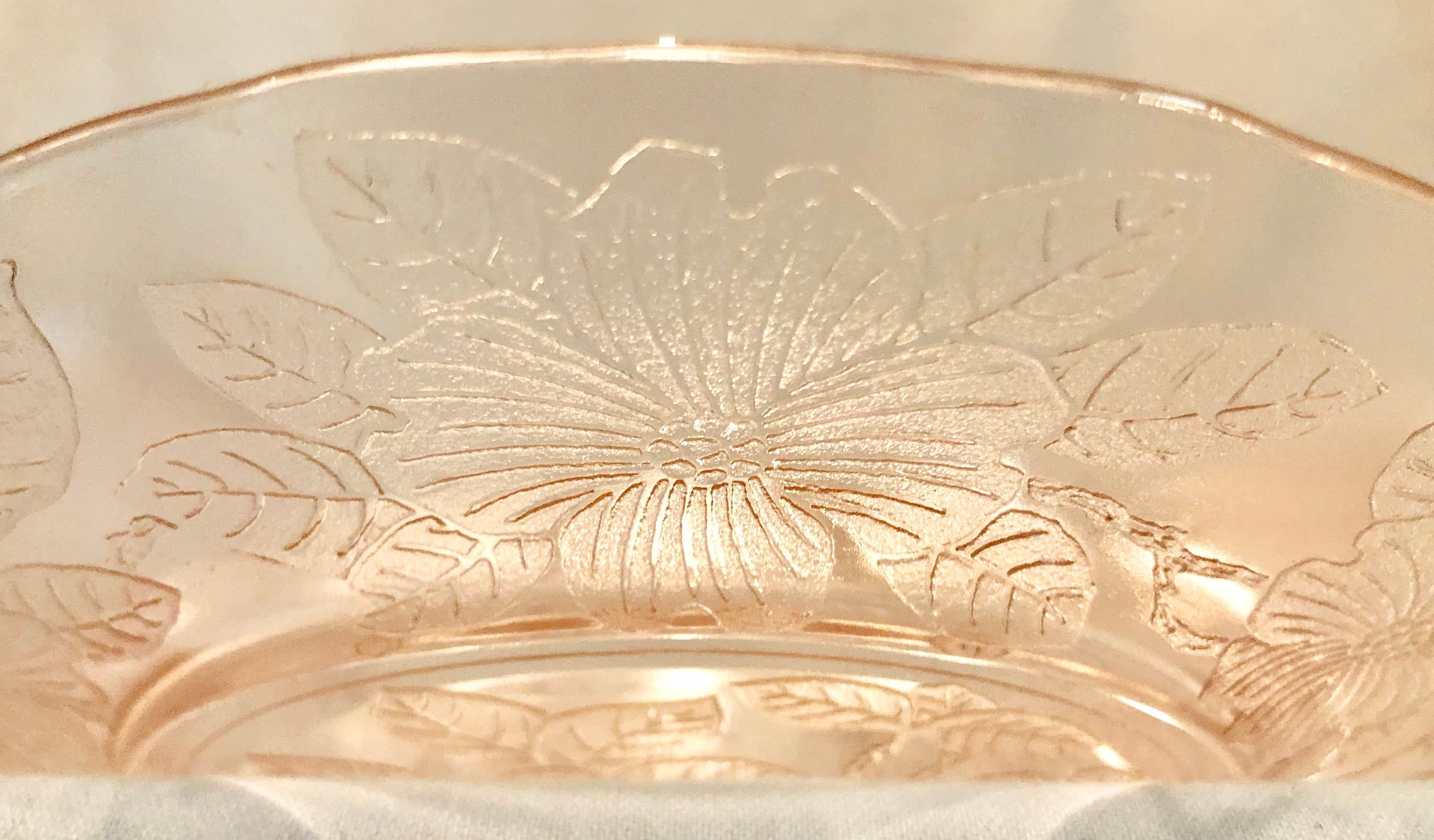 Vintage Blush Pink Dogwood Depression Glass Salad/Luncheon/Dessert