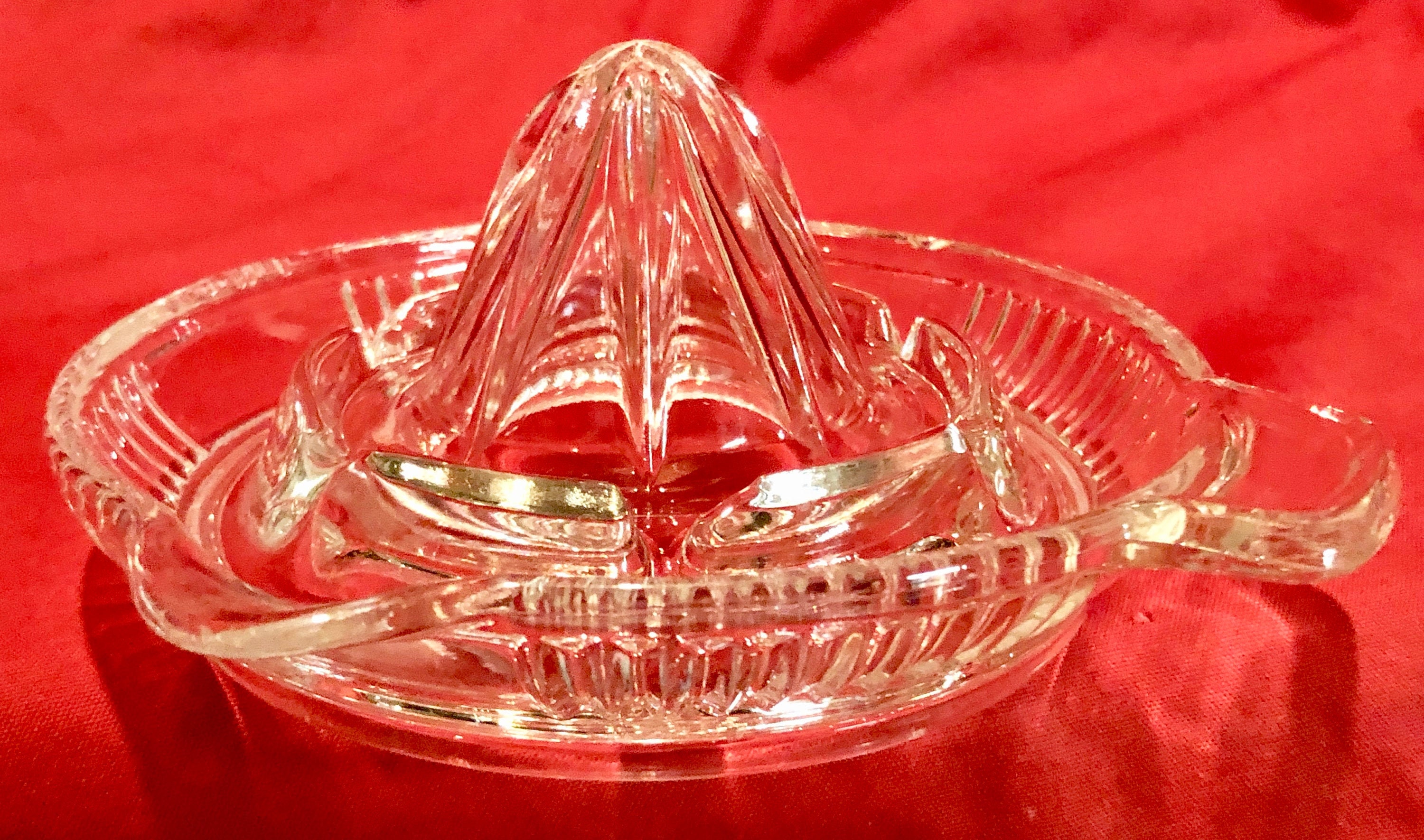 Vintage Clear Glass Citrus Juicer