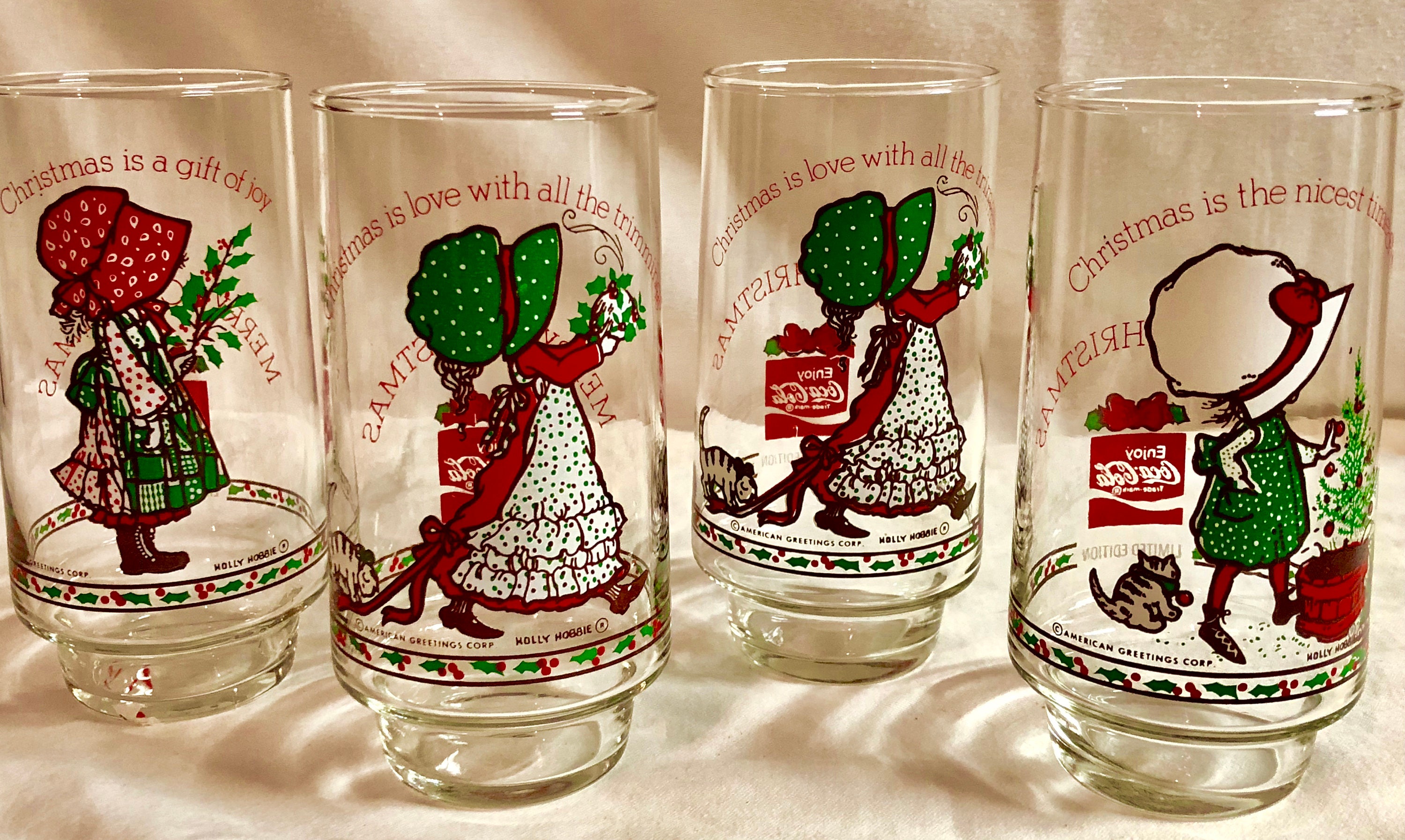 VINTAGE COCA COLA / COKE CHRISTMAS HOLIDAY GLASS / BELLS & HOLLY / GREEN  TINT