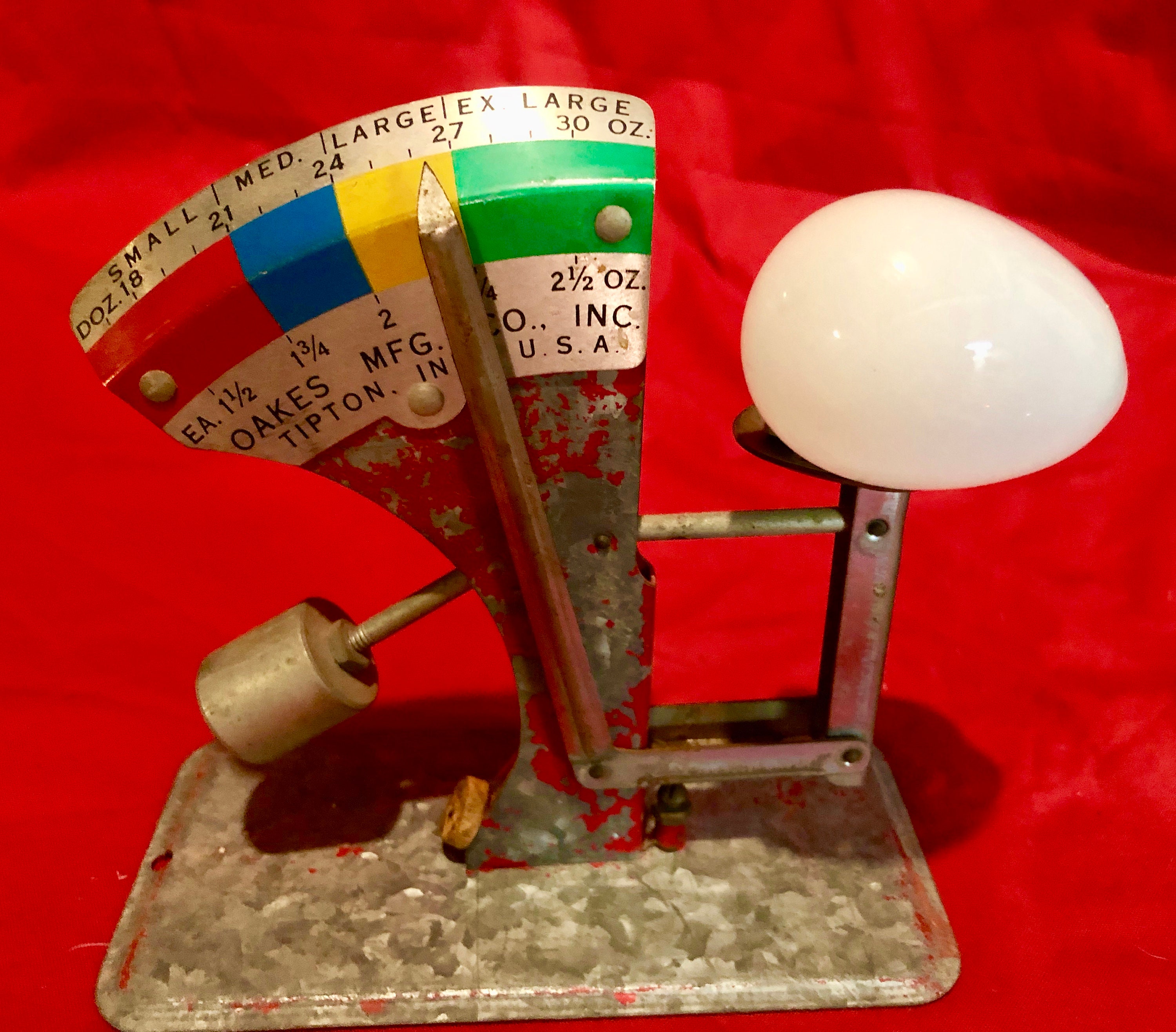 Vintage Metal Egg Scale/Egg Grader, Oakes Mfg Co, Tipton Indiana