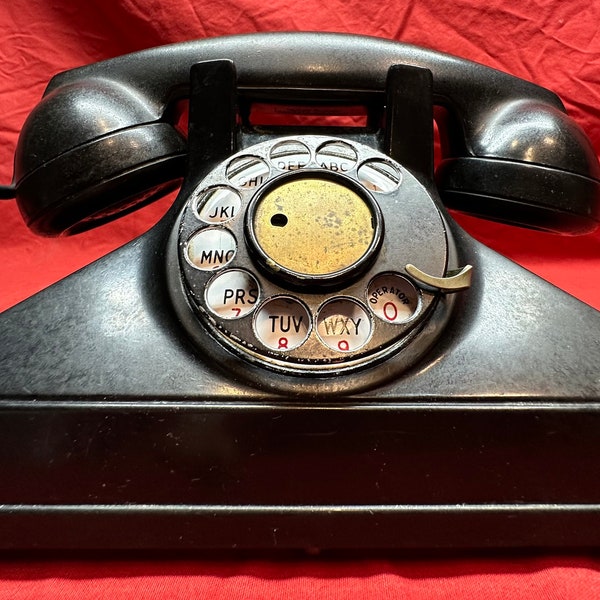 Vintage Black Bakelite Rotary Dial Table Top/Desk Phone,Northern Electric Co,Canada