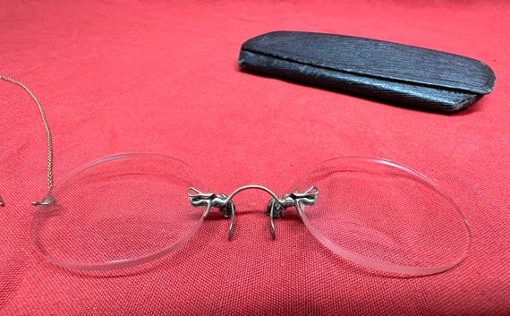 Vintage Women’s Reading Glasses with Chain/Hairpi… - image 5