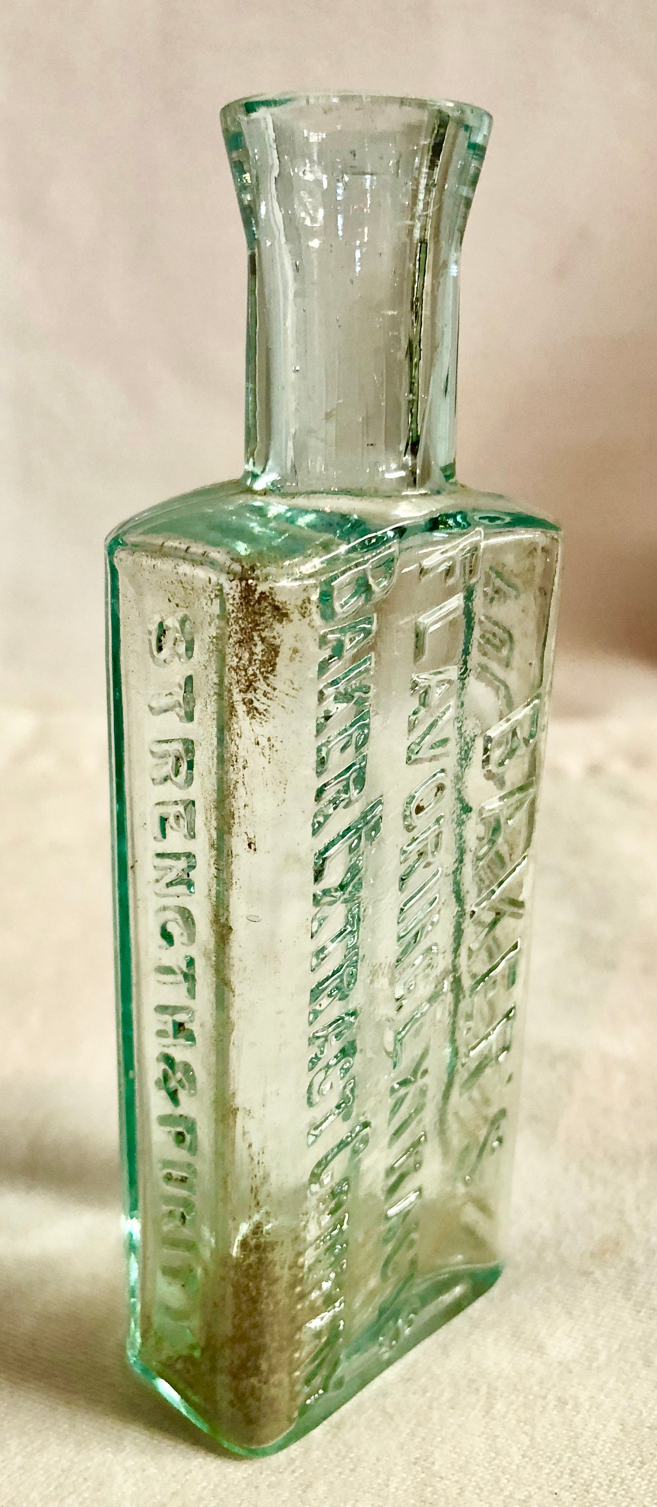 Vintage 1900's Baker's Flavoring Extracts Green Tint Glass Bottle , Baker Extract Co