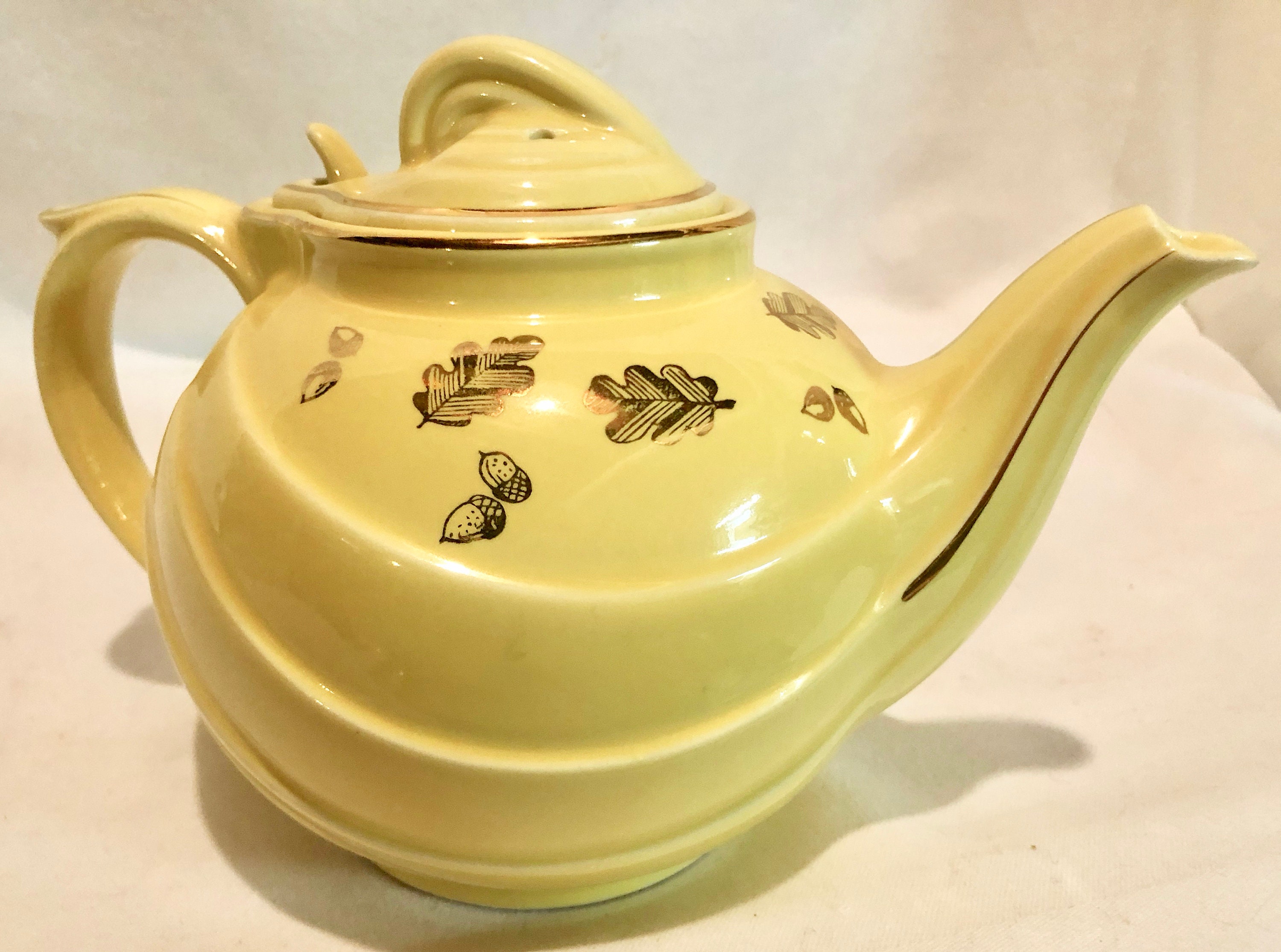Vintage Halls Pottery Yellow Teapot with Gold Leaf , No 0799, 6 Cup