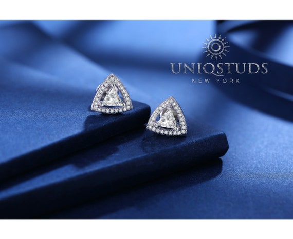 Orecchini rotondi con diamanti simulati - Pure Gems Orecchini rotondi con diamanti simulati - Pure Gems