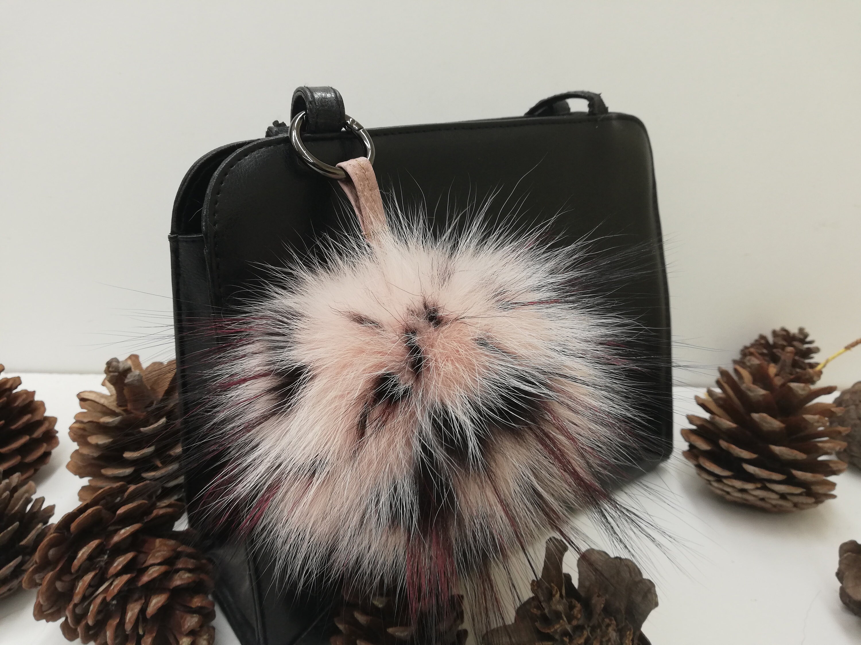 10 real Mink fur bag charm pompoms with leather leaf in bunch of grapes  optik, multicolor fur pom poms, bag charm keyring, fur bag accessory