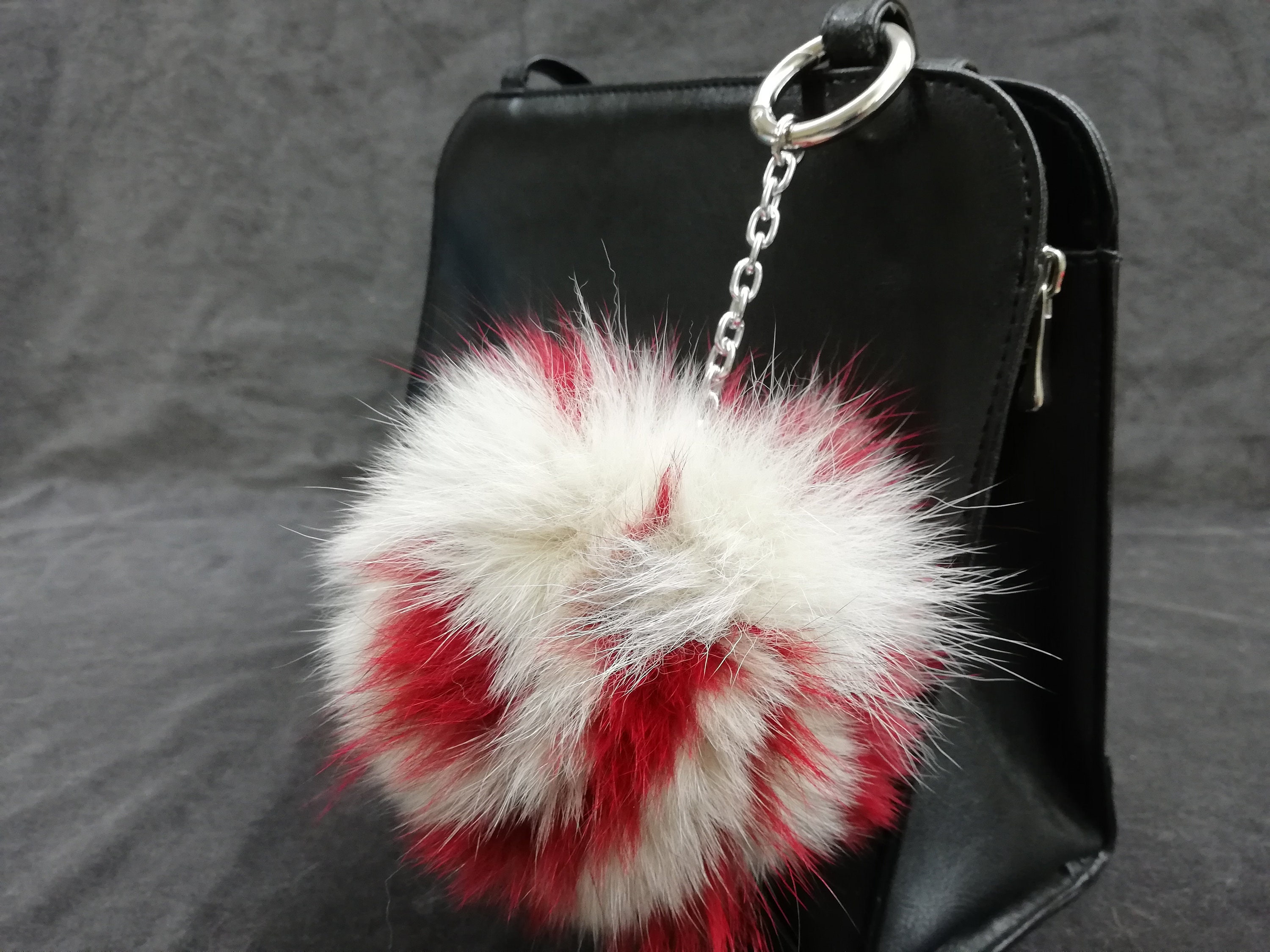 Real fox fur bag charm pom pom orange color , fox fur ball ,pom pom keyring  ,fur bag accessory, fox fur keychain, Gift for women's and girls