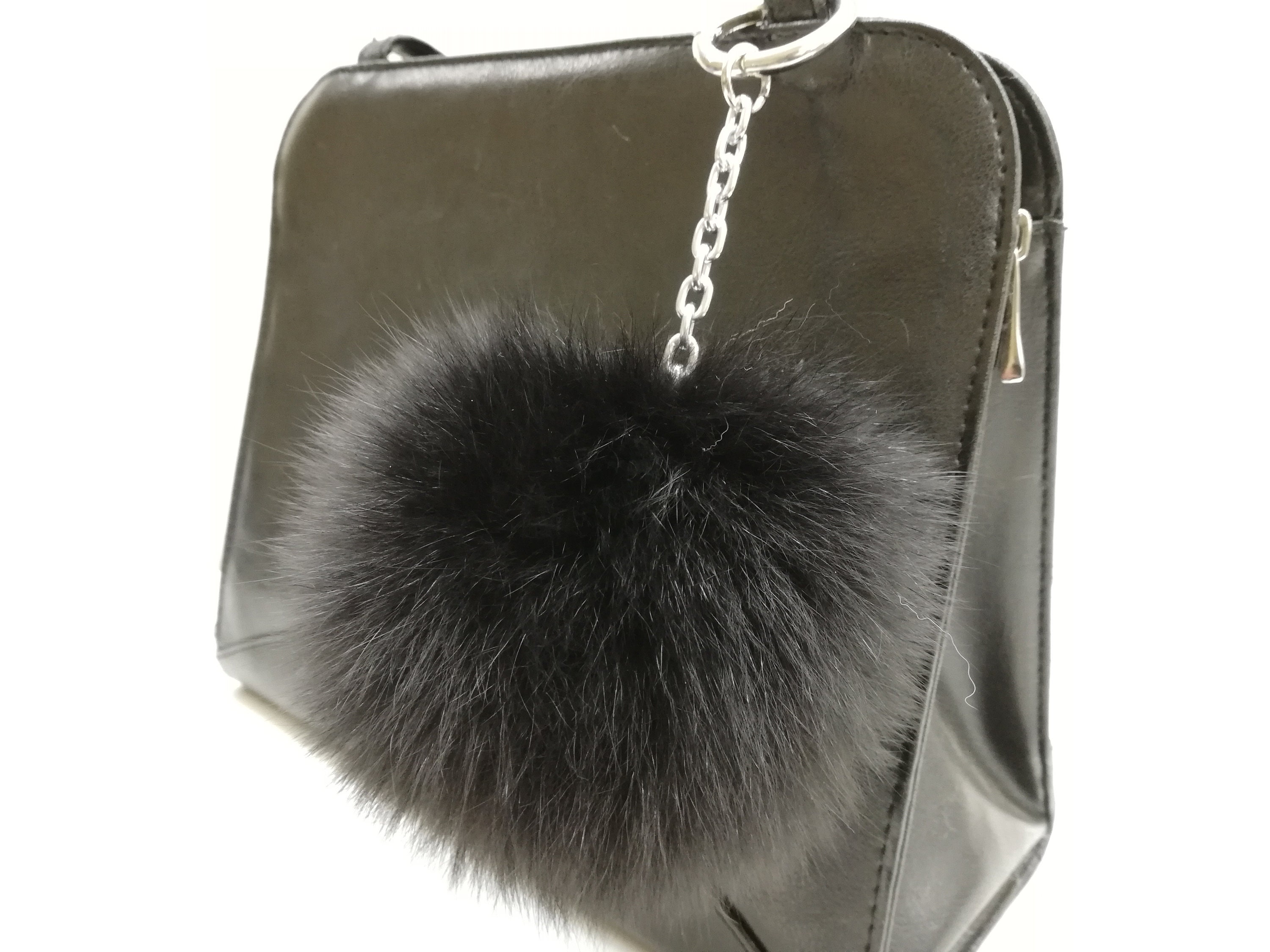 Shadow Fox Fur White Color Bag Charm Pom Pom fur Ballreal -  in 2023