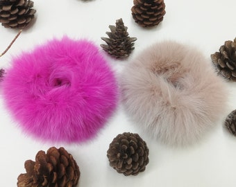 Set of 2 real fox fur scrunchies , fur accessories ,pony tail holder , real fur hair elastics , fur Pompom hairband , fox fur wristband