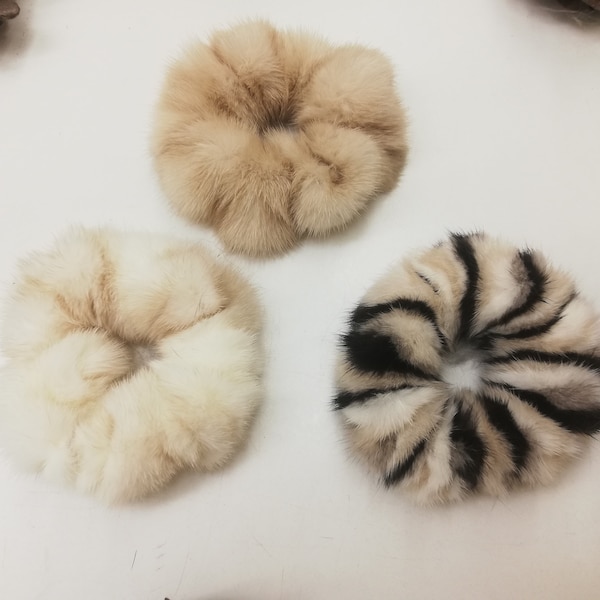 Set of 3 mink fur scrunchies , natural fur accessories , pony tail holder , real fur hair elastics, fur Pom pom hairband ,Mink fur wristband