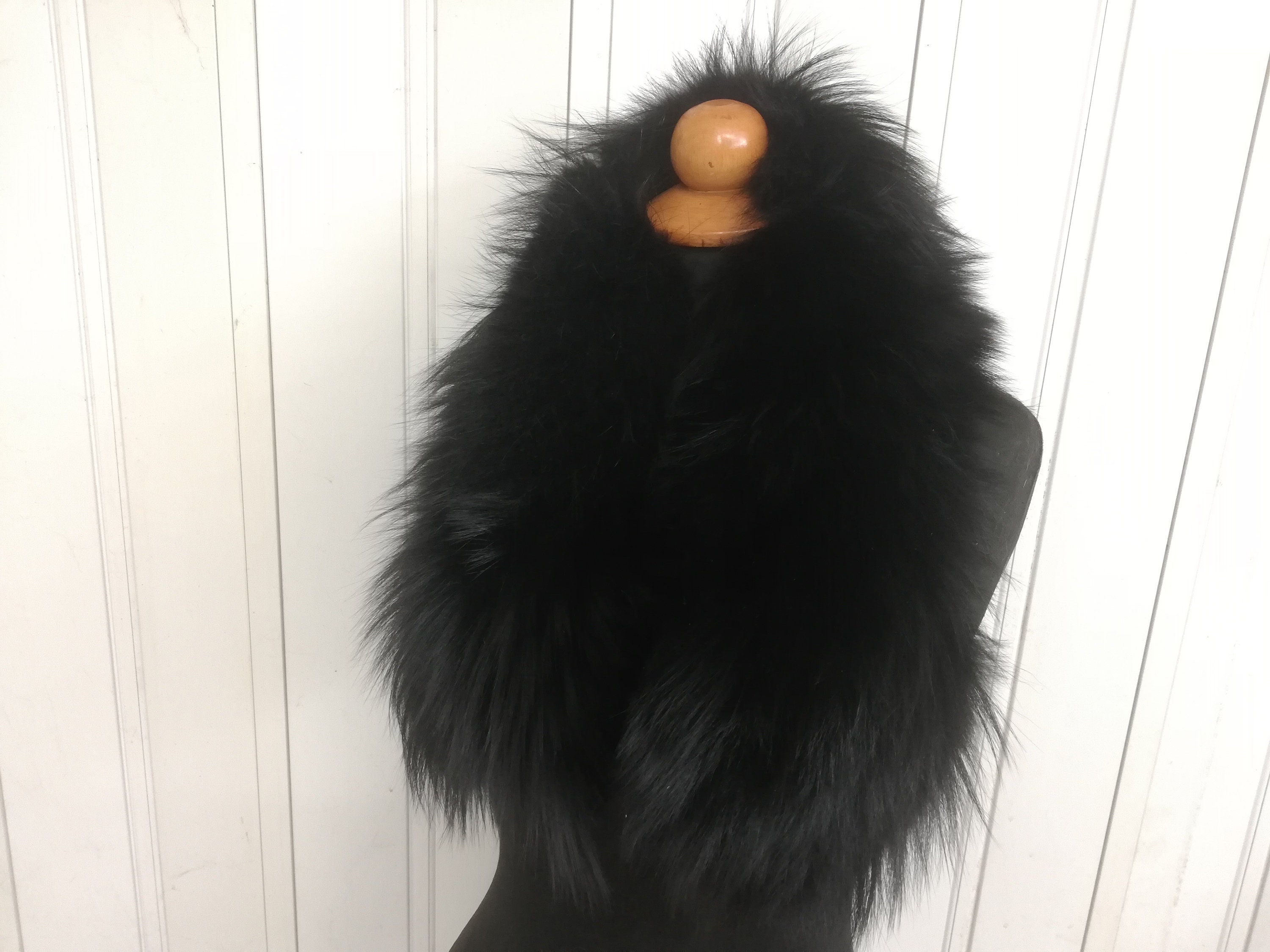 New Natural Fox Fur Tail Shawl Real Fur Scarf at  Women's Clothing  store