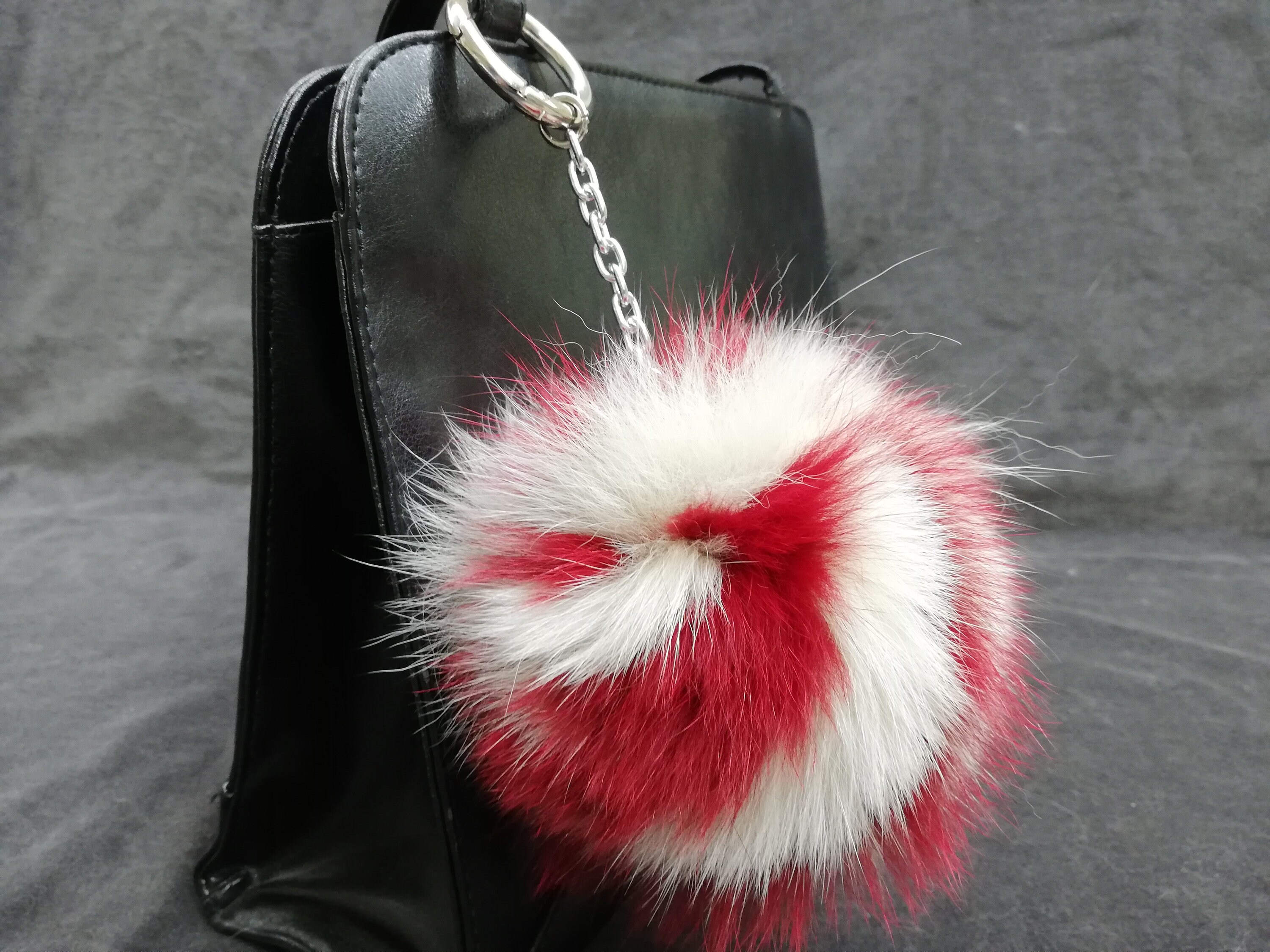 Real fox fur bag charm pom pom orange color , fox fur ball ,pom pom keyring  ,fur bag accessory, fox fur keychain, Gift for women's and girls