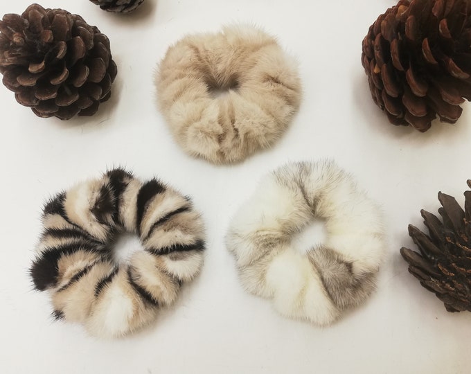 Set of 3 mink fur scrunchies , natural fur accessories , pony tail holder , real fur hair elastics, fur Pom pom hairband ,Mink fur wristband
