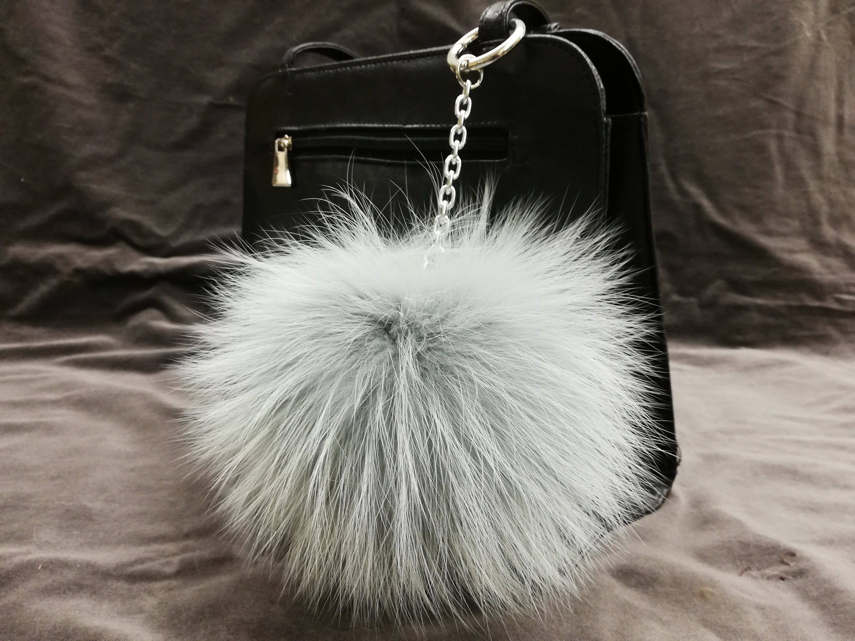 Shadow Fox Fur White Color Bag Charm Pom Pom fur Ballreal -  in 2023