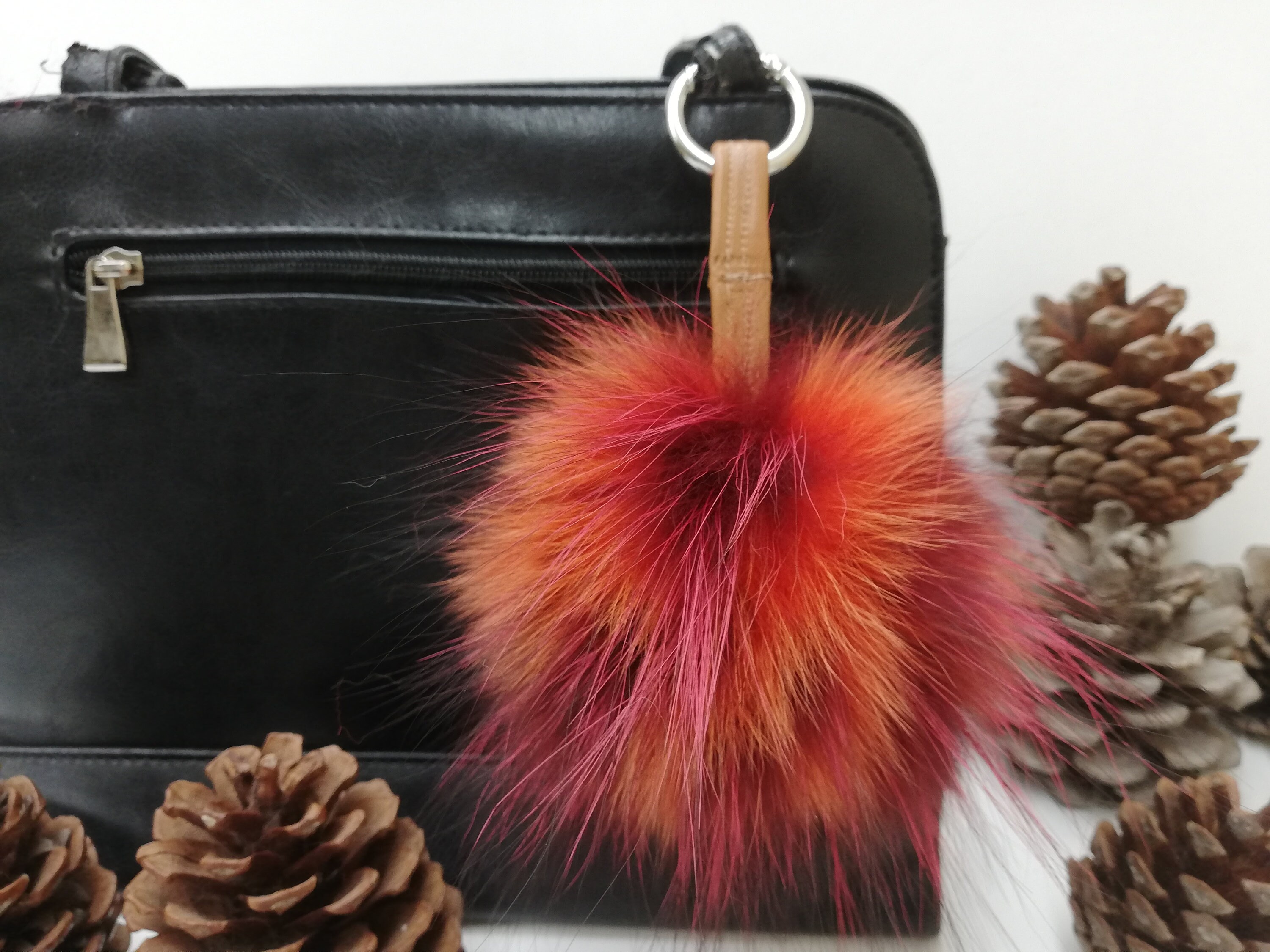 Real fox fur bag charm pom pom orange color , fox fur ball ,pom pom keyring  ,fur bag accessory, fox fur keychain, Gift for women's and girls