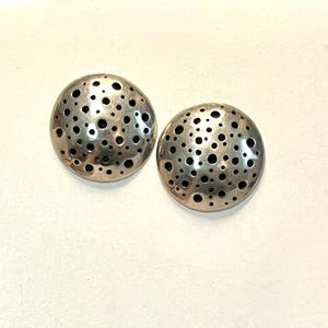 Devine Zürich Ohrringe * Handerbeit * 800 Silber * 2,5cm Punkte * durchbohrt (20)