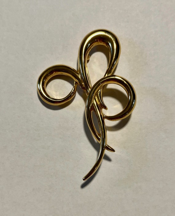 Givenchy brooch 2024
