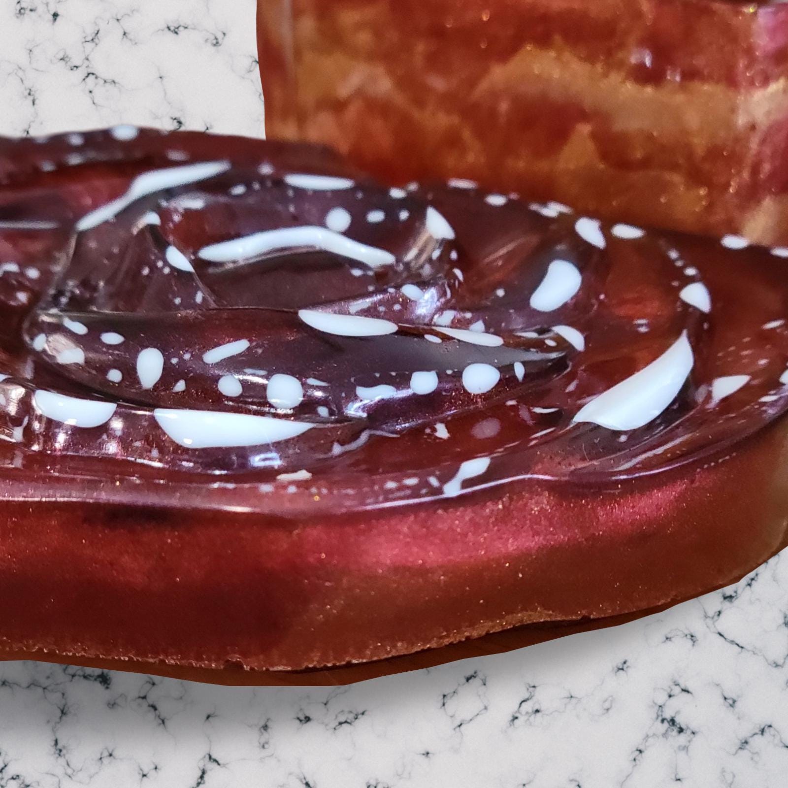 Romantic Red & Gold Resin Heart Trinket Box with Rose Lid-Sturdy Keepsake or Jewelry Holder-3.75'' x 3.5'' x 2"-Sweetheart Gift - Thumbnail 4