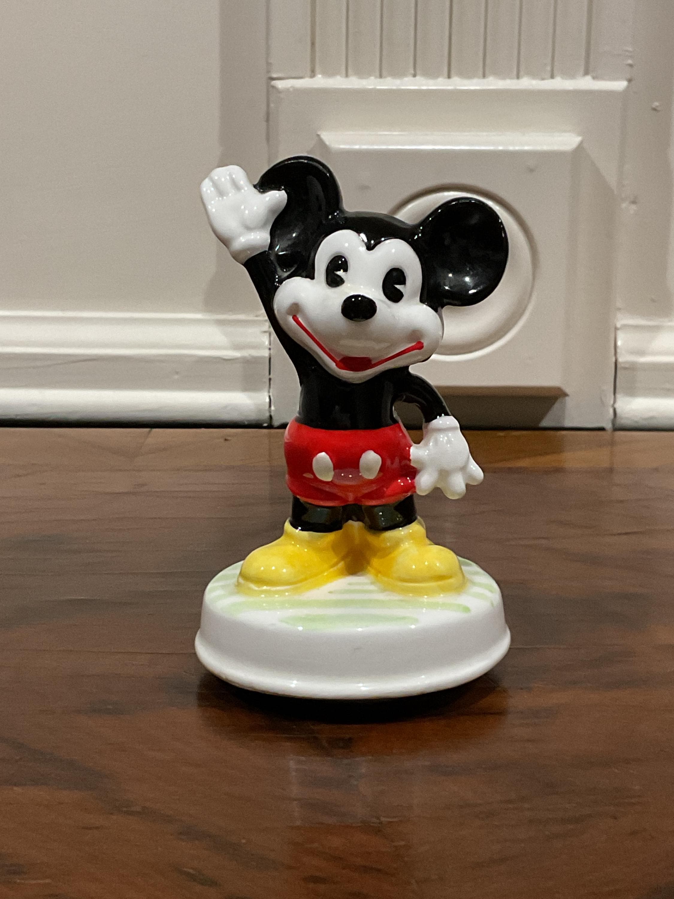 Musicbox Mickey Mouse Music Box Figurine. (1976) Vintage Schmid