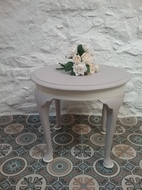 Painted Occasional Table, Painted Lamp Table, Painted Side Table, Vintage Coffee Table, Two Tone Round Table, Round Table, Round Wood Table