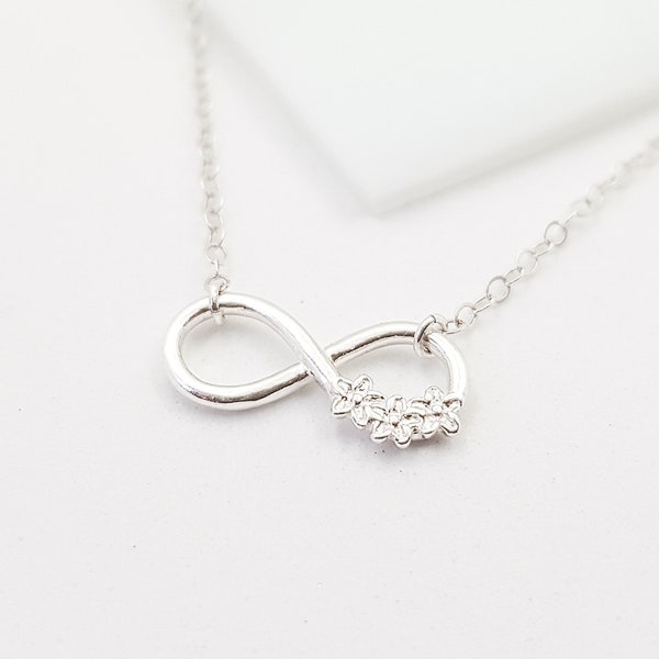 Collier pour femme avec le signe infini argent sterling 925/1000e • Collier de superposition simple et délicat • Cadeau tendance et moderne