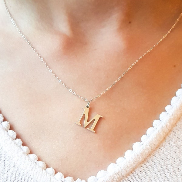 Collier lettre initiale en argent 925 • 26 Lettres de l'alphabet 15mm Cadeau personnalisé • Collier initiale Dainty • Cadeau pour elle noël