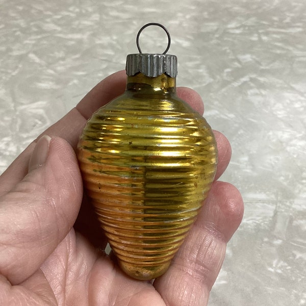 Shiny Brite Gold Lantern Ornament, Vintage 1950s