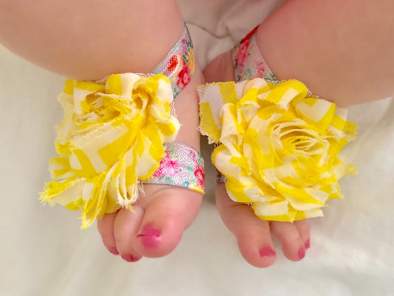 Baby Gift 6-12 Month Headband and Sandal Set Lace Stretchy Sandals Yellow