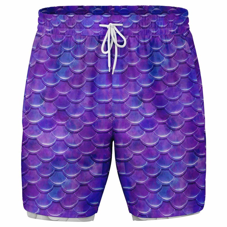 Puede incluir: Ba&ntilde;ador morado con estampado de escamas de sirena.