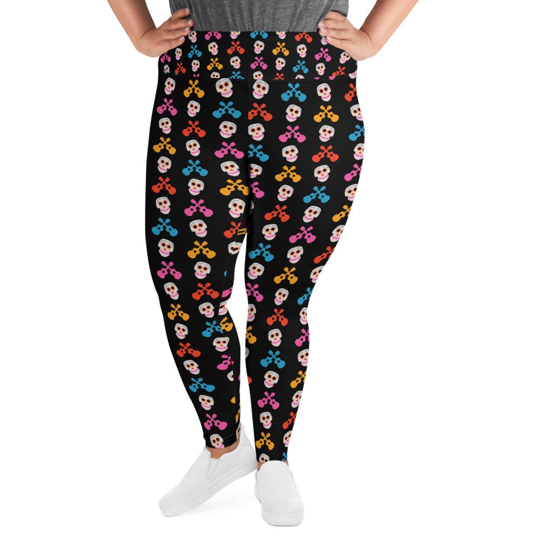 Plus Size Disney Mickey Mouse Shirt & Shorts Pajama Set