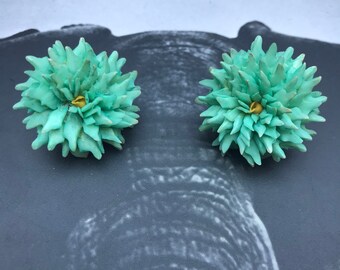 Vintage blue sea shell cluster earrings