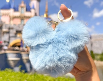 ふわふわミッキーポンポンキーホルダー、ディズニー風チャーム - Etsy 日本