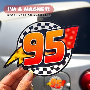 95 McQueen Car Magnet/ Kachow Cars Lightning McQueen Carsland Disney Dekoracja/ Akcesorium do rejsu/ Prezent dla niego/ Urodzinowy wypełniacz skarpet