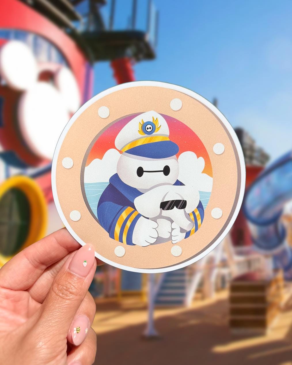 Weirdo スイングトップ　染み込みプリント　缶バッジ チャーリーマッカーシー Mickey Porthole SVG and PNG - Cruise Magnets - Cricut or