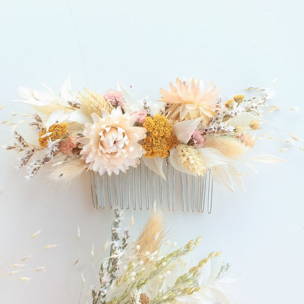 Blush Flowers Hair Comb / Natural Bridal Hair Accessory / Dry Flowers Silver comb / Bridal Hair comb / White Ivory orange tones