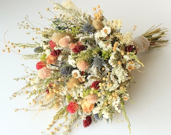 Blue Thistle Burgundy Dried Flowers /Preserved Daisy Flowers Greenery Bouquet /Mix of Blush Peach flowers / Fall Winter Bridal bouquet