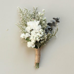 Real Babies Breath flowers bouquet with eucalyptus greenery / White Bridal Wedding bouquet / Dried Flowers Arrangement