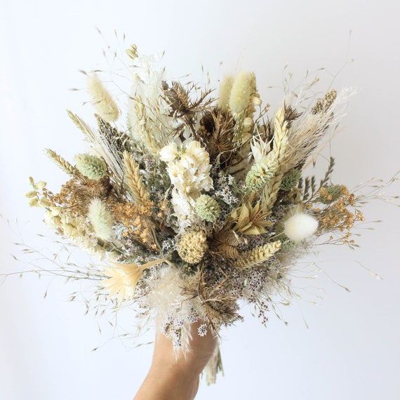 Neutral Earthy Tone Dried Flowers Bouquet / Wildflowers Bouquet / White  Muted Tone Flowers Arrangement 