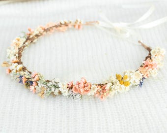 Corona fina y delicada para el cabello, corona de flores secas ruborizadas, corona de flores silvestres naturales, diadema de flores para niña pequeña.
