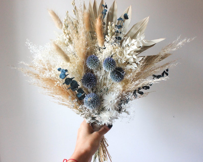 Dusty Blue White Flowers arrangement / Large Pampas Grass Palm spear bouquet / Blue Globe thistle Dusty Blue Eucalyptus Bridal Bouquet image 6